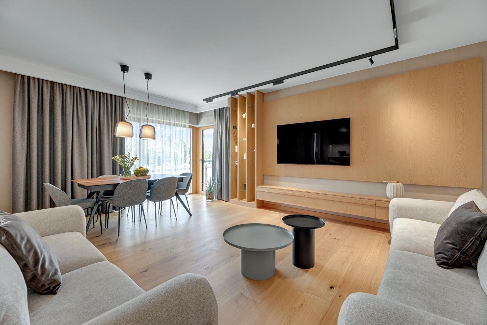 Nadmotlawie Estate Gym, Sauna & Parking By Downtown Apartment