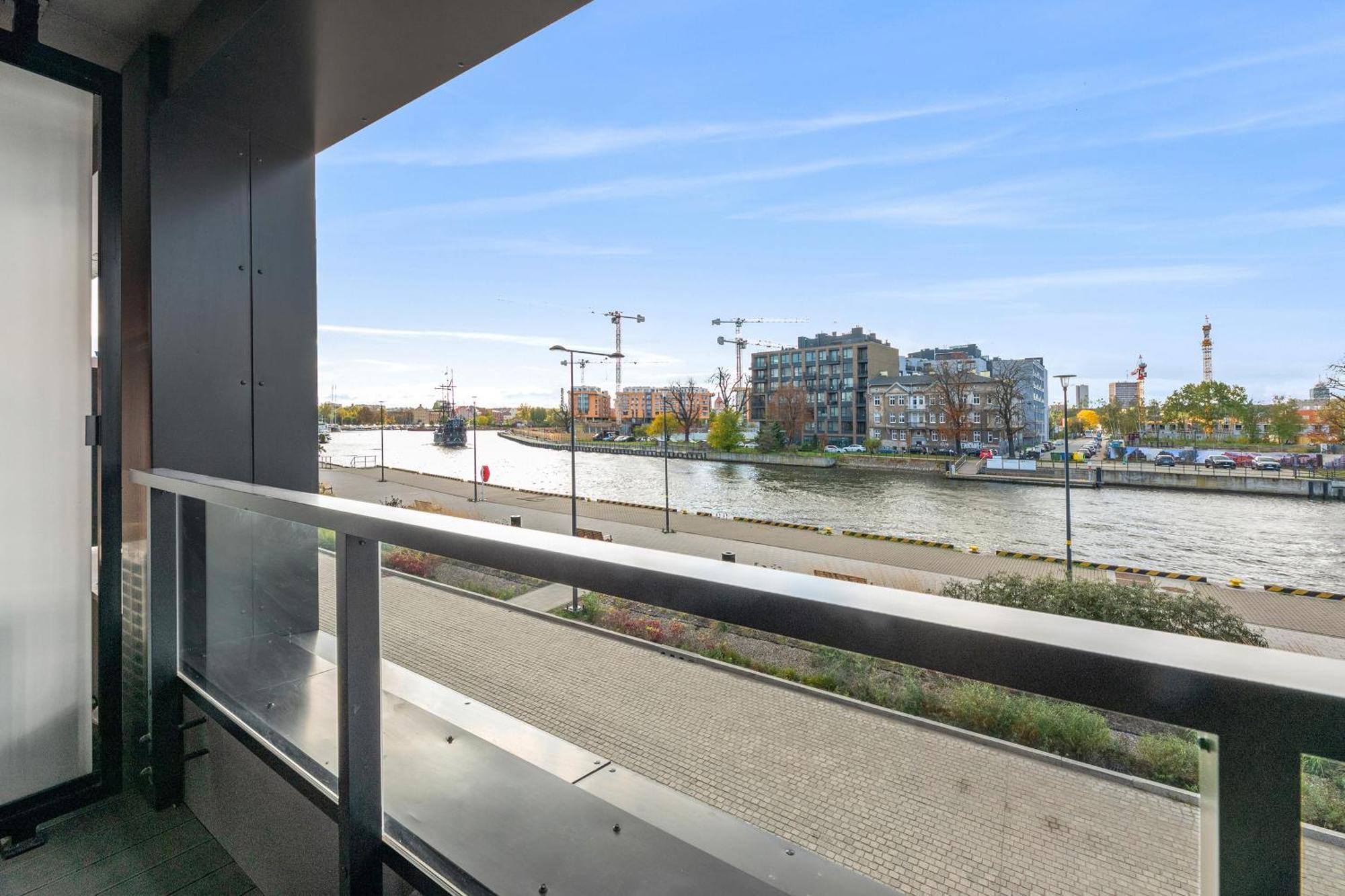 Nadmotlawie Estate Gym, Sauna & Parking By Downtown Apartment