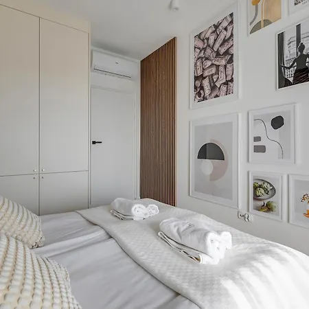 Nadmotlawie Estate Gym, Sauna & Parking By Downtown Apartments Gdansk Room photo