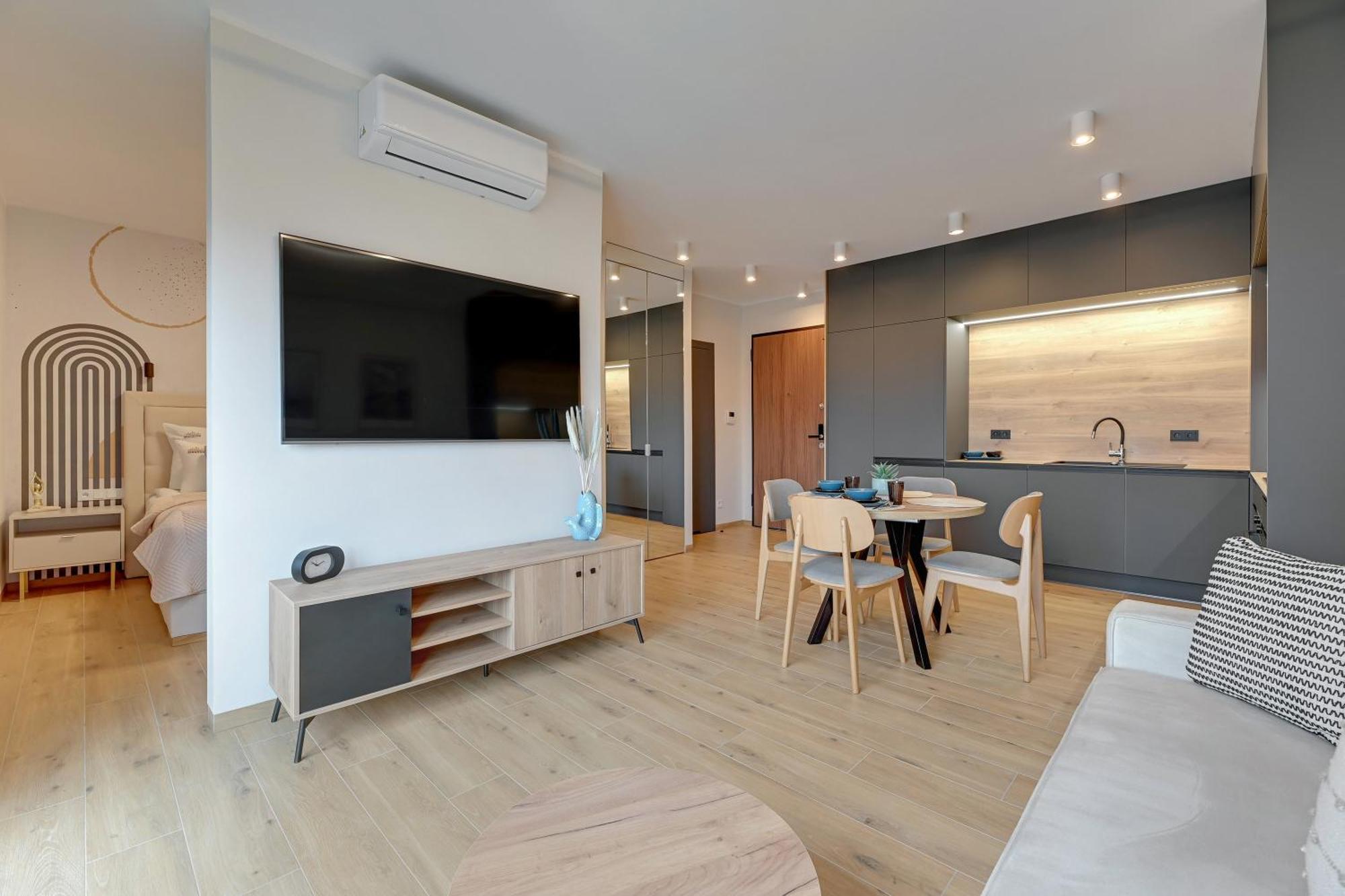 Nadmotlawie Estate Gym, Sauna & Parking By Downtown Apartment